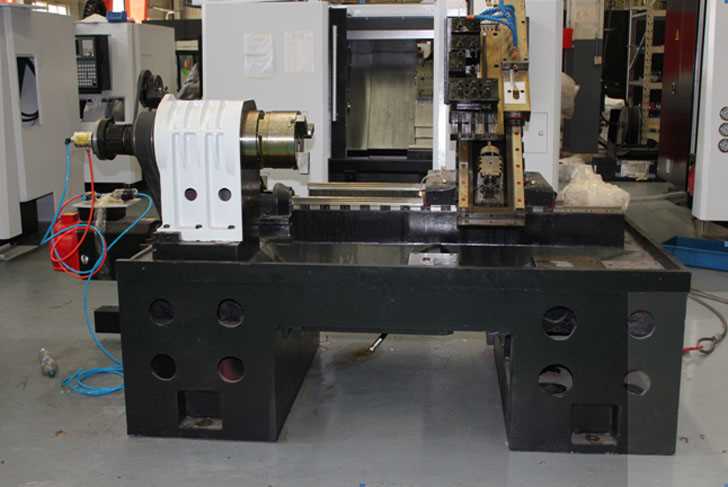 CNC LATHE