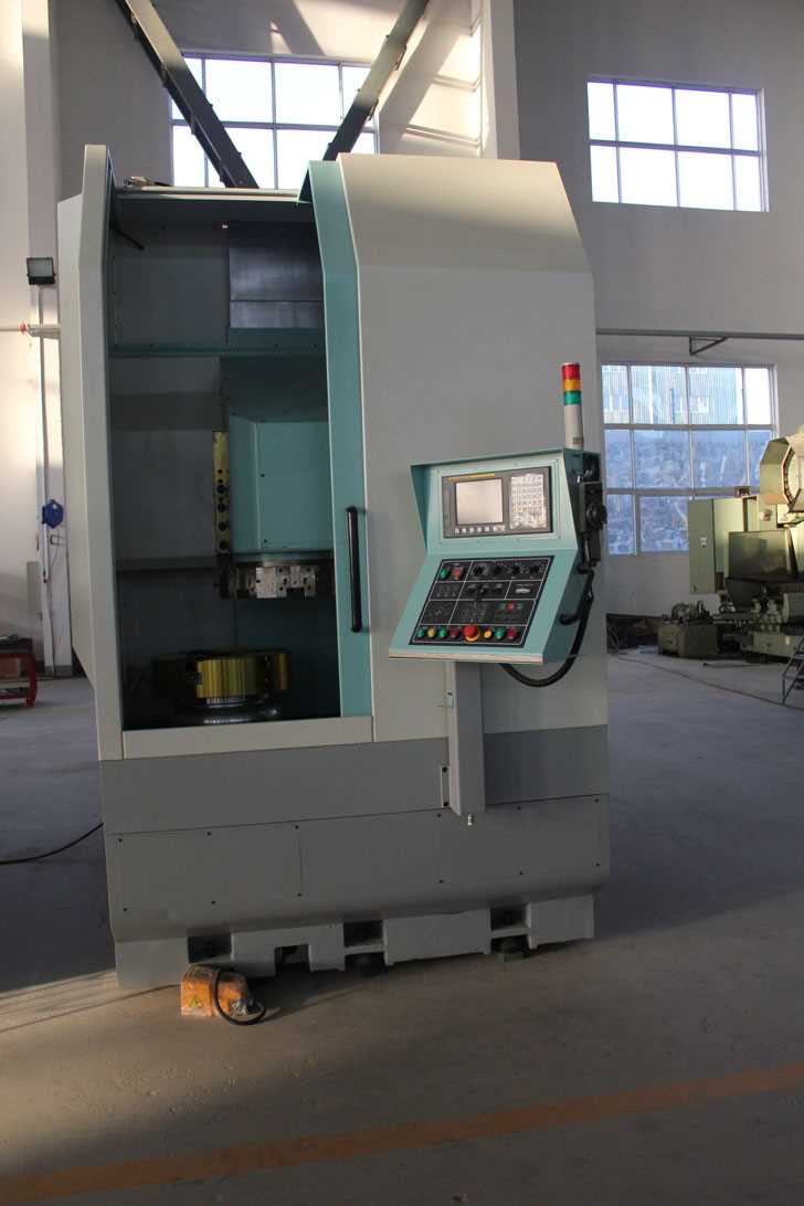 CNC LATHE