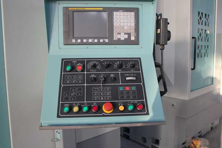 CNC LATHE